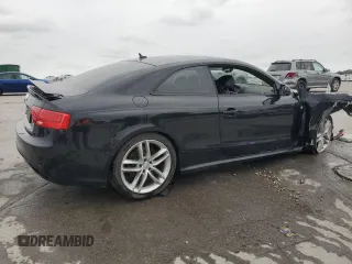 2014 Audi RS 5 z VIN WUAC6AFR4EA900833, wystawiony jako Copart lot #55972465 z przebiegiem Nie podano mil oraz Szkody całkowita. Historia ofert i sprzedaży dostępna na DreamBid. Obrazek 3.
