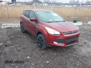 2015 Ford Escape SE with VIN 1FMCU0GXXFUA60756, listed as a IAAI auction lot 41709026 with 161,924 mi miles. Bid and sale history available at carsss.com. Image 1.