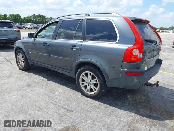 2005 Volvo XC90 with VIN YV1CZ852651195545, listed as a IAAI auction lot 42149291 with 210,081 mi miles. Bid and sale history available at carsss.com. Image 3.