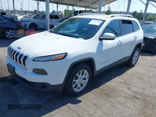 2017 Jeep Cherokee Latitude with VIN 1C4PJLCB3HW516971, listed as a IAAI auction lot 42489832 with 43,304 mi miles and . Bid and sale history available at DreamBid. Image 17.