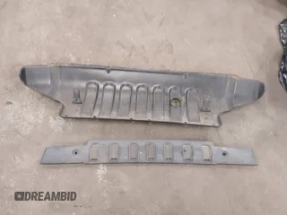 2008 Jeep Wrangler Rubicon с VIN 1J8GA64198L512120, выставлен на аукционе IAAI как лот 42091137 с пробегом 51 178 миль миль и . История ставок и продаж доступна на DreamBid. Изображение 12.