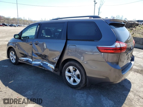 2019 Toyota Sienna LE Auto Access Seat with VIN 5TDKZ3DC5KS008521, listed as a Copart auction lot 53512695 with 147,488 mi miles and Salvage title. Bid and sale history available at DreamBid. Image 2.