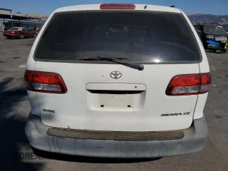 2002 Toyota Sienna CE with VIN 4T3ZF19C22U466357, listed as a Copart auction lot 74635894 with 285,291 mi miles and Clean Title. Bid and sale history available at carsss.com. Image 6.