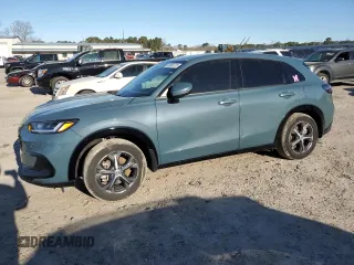 2023 Honda HR-V EX-L z VIN 3CZRZ1H73PM732449, wystawiony jako Copart lot #49093735 z przebiegiem 31 824 mil mil oraz Szkoda całkowita • Salvage title. Historia ofert i sprzedaży dostępna na DreamBid. Obrazek 1.