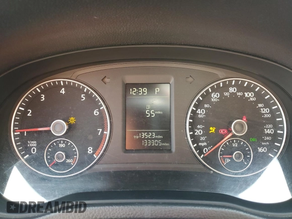 2015 Volkswagen Passat S with VIN 1VWAS7A38FC079955, listed as a Copart auction lot 85233014 with 133,305 mi miles and Salvage title. Bid and sale history available at DreamBid. Image 9.