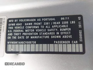 2012 Volkswagen Eos Komfort with VIN WVWBW7AH5CV005738, listed as a IAAI auction lot 41619744 with 131,340 mi miles and . Bid and sale history available at DreamBid. Image 9.