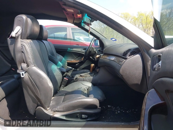 2004 BMW 3 Series 325Ci with VIN WBABW33454PL25129, listed as a IAAI auction lot 42027355 with 124,681 mi miles. Bid and sale history available at carsss.com. Image 5.