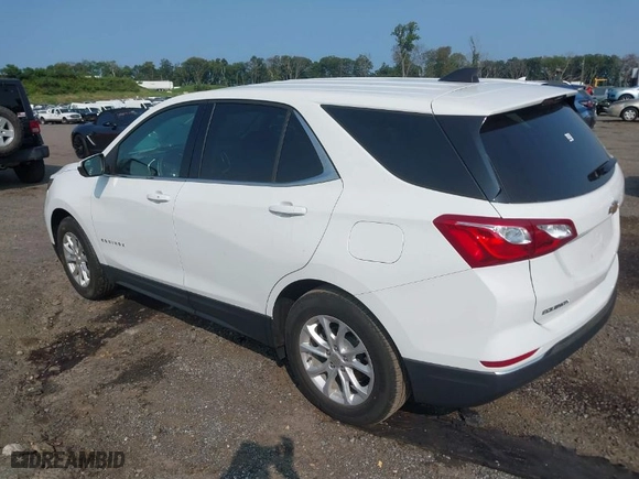 2020 Chevrolet Equinox LT with VIN 3GNAXKEV7LS671153, listed as a IAAI auction lot 40107856 with 32,888 mi miles. Bid and sale history available at carsss.com. Image 3.
