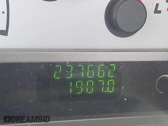 2004 Ford Explorer Sport Trac XLS z VIN 1FMZU77K84UC04230, wystawiony jako IAAI lot #41909068 z przebiegiem 237 662 mil mil oraz . Historia ofert i sprzedaży dostępna na DreamBid. Obrazek 15.