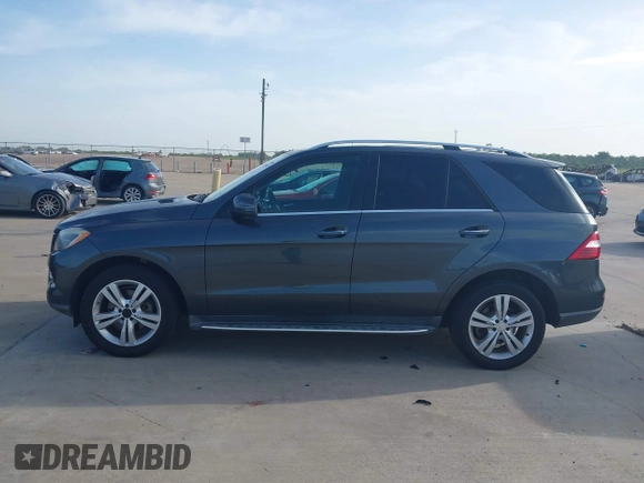 2013 Mercedes-Benz M 350 with VIN 4JGDA5HB6DA183465, listed as a IAAI auction lot 42769443 with 205,019 mi miles and . Bid and sale history available at DreamBid. Image 14.