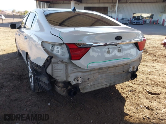 2015 Kia K900 Luxury with VIN KNALW4D45F6017623, listed as a IAAI auction lot 42451838 with 96,225 mi miles and . Bid and sale history available at DreamBid. Image 6.