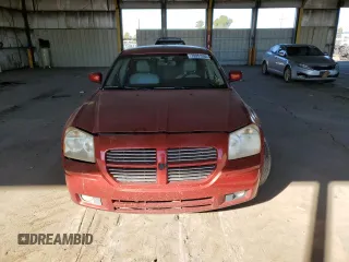 2005 Dodge Magnum RT z VIN 2D4GV58225H640686, wystawiony jako Copart lot #78951534 z przebiegiem 193 663 mil mil oraz Czysty tytuł • Clean title. Historia ofert i sprzedaży dostępna na DreamBid. Obrazek 5.