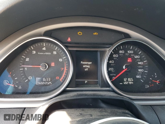 2015 Audi Q7 S line Prestige with VIN WA1DGAFE2FD008375, listed as a Copart auction lot 53289585 with 122,794 mi miles and Clean title. Bid and sale history available at DreamBid. Image 9.