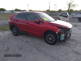 2020 Mitsubishi Eclipse Cross ES z VIN JA4AS3AA0LZ025370, wystawiony jako IAAI lot #41812877 z przebiegiem 73 551 mil mil oraz . Historia ofert i sprzedaży dostępna na DreamBid. Obrazek 1.