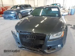 2009 Audi S5 z VIN WAURV78T29A028113, wystawiony jako IAAI lot #41677413 z przebiegiem 138 434 mil mil oraz . Historia ofert i sprzedaży dostępna na DreamBid. Obrazek 12.