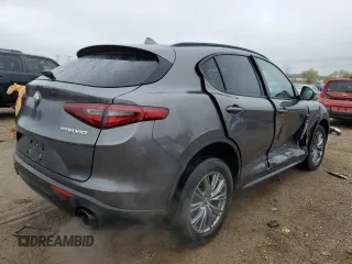 2022 Alfa Romeo Stelvio Sprint z VIN ZASPAKAN1N7D24887, wystawiony jako Copart lot #55120305 z przebiegiem 44 492 mil mil oraz Szkoda całkowita • Salvage title. Historia ofert i sprzedaży dostępna na DreamBid. Obrazek 3.