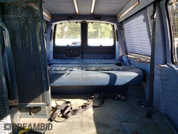1999 GMC Savana Cargo Van YF7 with VIN 1GDFG15M8X1092613, listed as a Copart auction lot 83630704 with 152,020 mi miles and Salvage Title. Bid and sale history available at carsss.com. Image 10.