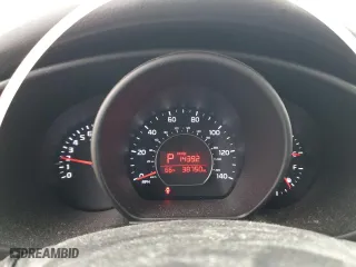 2019 Kia Soul with VIN KNDJN2A29K7015463, listed as a Copart auction lot 43951115 with 38,750 mi miles and Salvage Title. Bid and sale history available at carsss.com. Image 9.