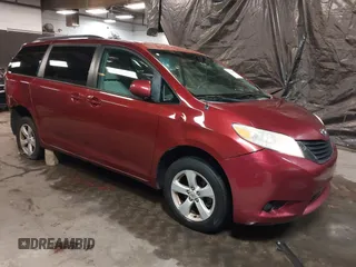 2011 Toyota Sienna LE AAS с VIN 5TDKK3DC2BS025698, выставлен на аукционе IAAI как лот 41472958 с пробегом 150 699 миль миль и . История ставок и продаж доступна на DreamBid. Изображение 1.