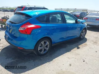 2014 Ford Focus SE with VIN 1FADP3K20EL383687, listed as a IAAI auction lot 42004089 with 127,374 mi miles. Bid and sale history available at carsss.com. Image 4.