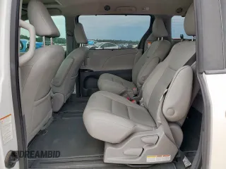 2020 Toyota Sienna XLE Auto Access Seat with VIN 5TDYZ3DC5LS029848, listed as a Copart auction lot 62302005 with 73,471 mi miles and Salvage title. Bid and sale history available at DreamBid. Image 11.