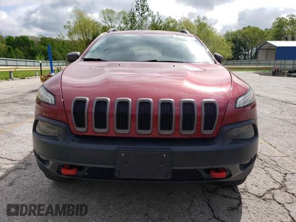 2014 Jeep Cherokee Trailhawk z VIN 1C4PJMBS2EW100476, wystawiony jako Copart lot #55130035 z przebiegiem 136 943 mil mil oraz Szkoda całkowita • Salvage title. Historia ofert i sprzedaży dostępna na DreamBid. Obrazek 5.