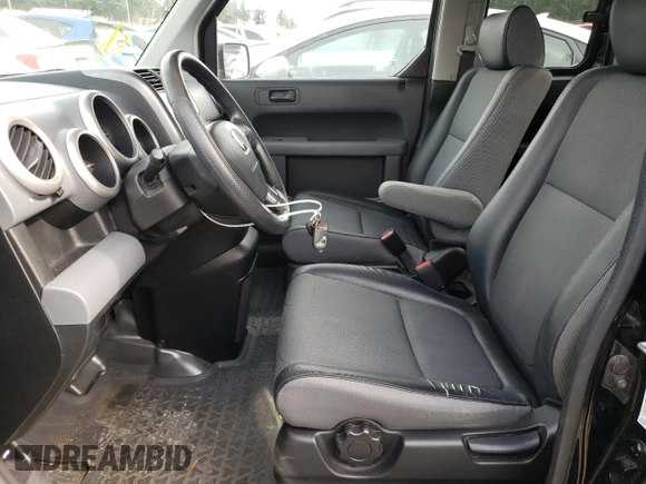2004 Honda Element EX with VIN 5J6YH28564L011851, listed as a Copart auction lot 60641955 with 96,447 mi miles and Salvage title. Bid and sale history available at DreamBid. Image 7.