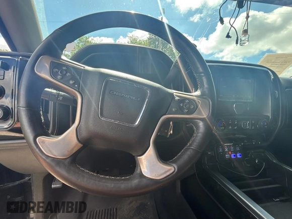 2014 GMC Sierra 1500 with VIN 3GTU2WEJ5EG424700, listed as a Copart auction lot 56500395 with 151,349 mi miles and Clean Title. Bid and sale history available at DreamBid. Image 9.