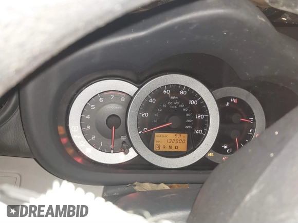 2008 Toyota RAV4 with VIN JTMBD33V786062414, listed as a IAAI auction lot 41188782 with 132,500 mi miles. Bid and sale history available at carsss.com. Image 7.