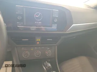 2024 Volkswagen Jetta S с VIN 3VW5M7BU8RM042099, выставлен на аукционе IAAI как лот 42851019 с пробегом 29 283 миль миль и . История ставок и продаж доступна на DreamBid. Изображение 1.