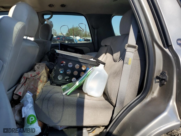 2002 GMC Yukon SLT with VIN 1GKEC13Z32R162883, listed as a Copart auction lot 45002275 with 0 mi miles and Salvage Title. Bid and sale history available at carsss.com. Image 11.