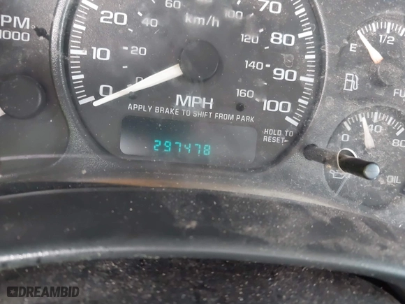 2002 Chevrolet Silverado 1500 LT with VIN 2GCEK19T621119603, listed as a IAAI auction lot 41680628 with 297,478 mi miles. Bid and sale history available at carsss.com. Image 7.
