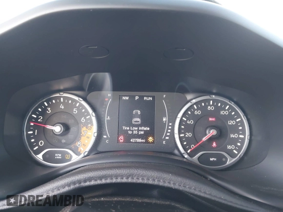 2018 Jeep Renegade Sport with VIN ZACCJBAB1JPJ06259, listed as a IAAI auction lot 41249932 with 42,789 mi miles and . Bid and sale history available at DreamBid. Image 7.