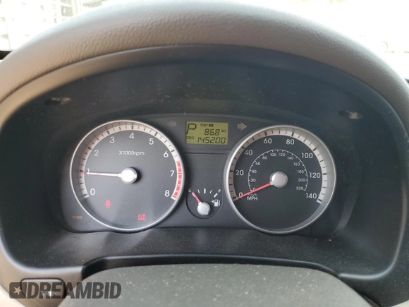 2009 Hyundai Accent Auto GLS z VIN KMHCN46C09U370955, wystawiony jako Copart lot #58003685 z przebiegiem 145 200 mil mil oraz Nie do naprawy • Non repairable. Historia ofert i sprzedaży dostępna na DreamBid. Obrazek 9.