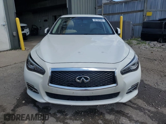 2017 Infiniti Q50 Premium with VIN JN1EV7AR1HM833083, listed as a Copart auction lot 58192595 with 140,939 mi miles and Clean title. Bid and sale history available at DreamBid. Image 5.