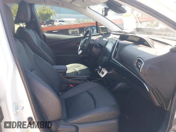 2017 Toyota Prius Plus with VIN JTDKARFP6H3038924, listed as a IAAI auction lot 42028326 with 116,012 mi miles and . Bid and sale history available at DreamBid. Image 5.