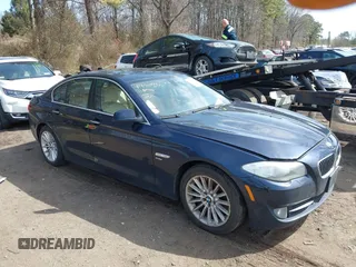 2011 BMW 5 Series 535i xDrive with VIN WBAFU7C52BC876825, listed as a IAAI auction lot 41891054 with 170,747 mi miles. Bid and sale history available at carsss.com. Image 1.
