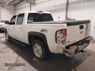 2012 Chevrolet Silverado 1500 LT with VIN 3GCPKSE72CG152890, listed as a IAAI auction lot 41589760 with 170,937 mi miles and . Bid and sale history available at DreamBid. Image 3.