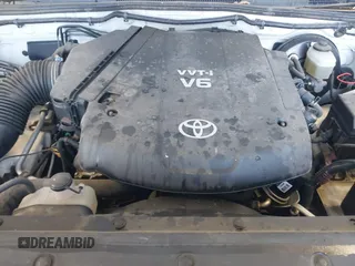2008 Toyota Tacoma with VIN 5TEUU42NX8Z508056, listed as a IAAI auction lot 41964728 with 92,118 mi miles and . Bid and sale history available at carsss.com. Image 10.
