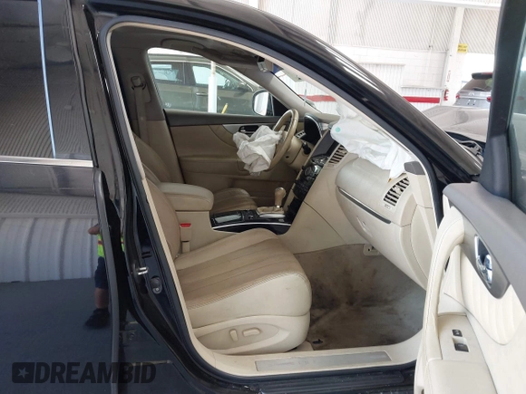 2017 Infiniti QX70 z VIN JN8CS1MU1HM143574, wystawiony jako IAAI lot #42546397 z przebiegiem 103 624 mil mil oraz . Historia ofert i sprzedaży dostępna na DreamBid. Obrazek 5.