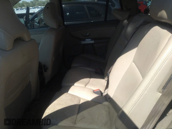 2004 Volvo XC90 z VIN YV1CZ91H841065197, wystawiony jako IAAI lot #31257296 z przebiegiem 257 923 mil mil oraz . Historia ofert i sprzedaży dostępna na DreamBid. Obrazek 8.