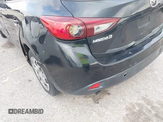 2014 Mazda 3 i Sport with VIN JM1BM1K70E1194298, listed as a IAAI auction lot 42048040 with 232,972 mi miles and . Bid and sale history available at carsss.com. Image 19.