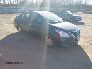 2016 Nissan Versa SV with VIN 3N1CN7APXGL901332, listed as a IAAI auction lot 41650605 with 111,087 mi miles. Bid and sale history available at carsss.com. Image 1.