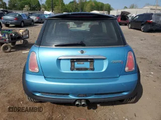 2005 MINI Hardtop S z VIN WMWRE33505TL10315, wystawiony jako Copart lot #55234535 z przebiegiem 148 197 mil mil oraz Szkody całkowita. Historia ofert i sprzedaży dostępna na DreamBid. Obrazek 6.