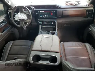 2024 GMC Sierra 2500HD Denali z VIN 1GT49RE74RF395604, wystawiony jako Copart lot #41529455 z przebiegiem 16 545 mil mil oraz Szkoda całkowita • Salvage title. Historia ofert i sprzedaży dostępna na DreamBid. Obrazek 8.