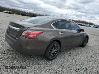 2015 Nissan Altima 2.5 S with VIN 1N4AL3AP0FC230840, listed as a Copart auction lot 48932205 with 258,897 mi miles and Salvage Title. Bid and sale history available at carsss.com. Image 3.
