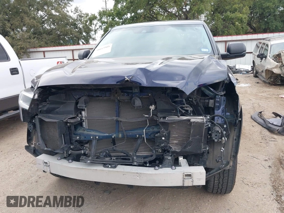 2022 Toyota Tundra 2WD SR5 with VIN 5TFLA5AB8NX017358, listed as a IAAI auction lot 38043908 with 22,386 mi miles. Bid and sale history available at carsss.com. Image 13.