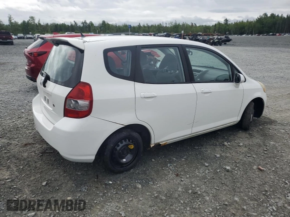2008 Honda Fit with VIN JHMGD38498S802380, listed as a Copart auction lot 61545925 with 181,079 mi miles and Clean title. Bid and sale history available at DreamBid. Image 3.