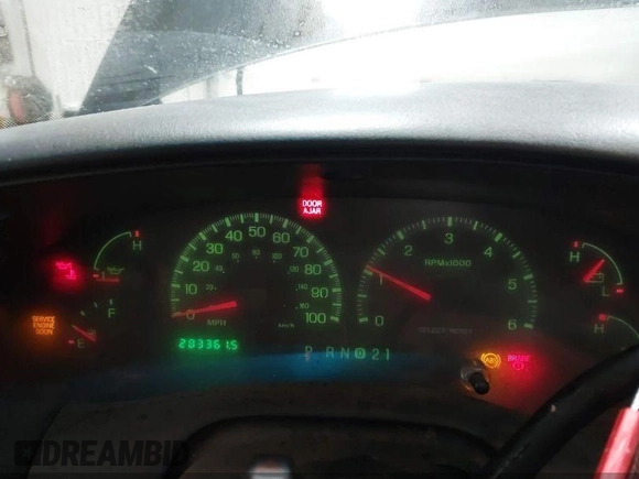 2003 Ford F-150 XL z VIN 1FTRX18L73NA93596, wystawiony jako IAAI lot #42069903 z przebiegiem 283 361 mil mil oraz . Historia ofert i sprzedaży dostępna na DreamBid. Obrazek 7.