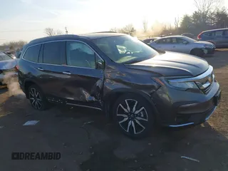 2019 Honda Pilot Touring 7-Passenger with VIN 5FNYF6H69KB050235, listed as a IAAI auction lot 41782057 with 85,907 mi miles. Bid and sale history available at carsss.com. Image 13.